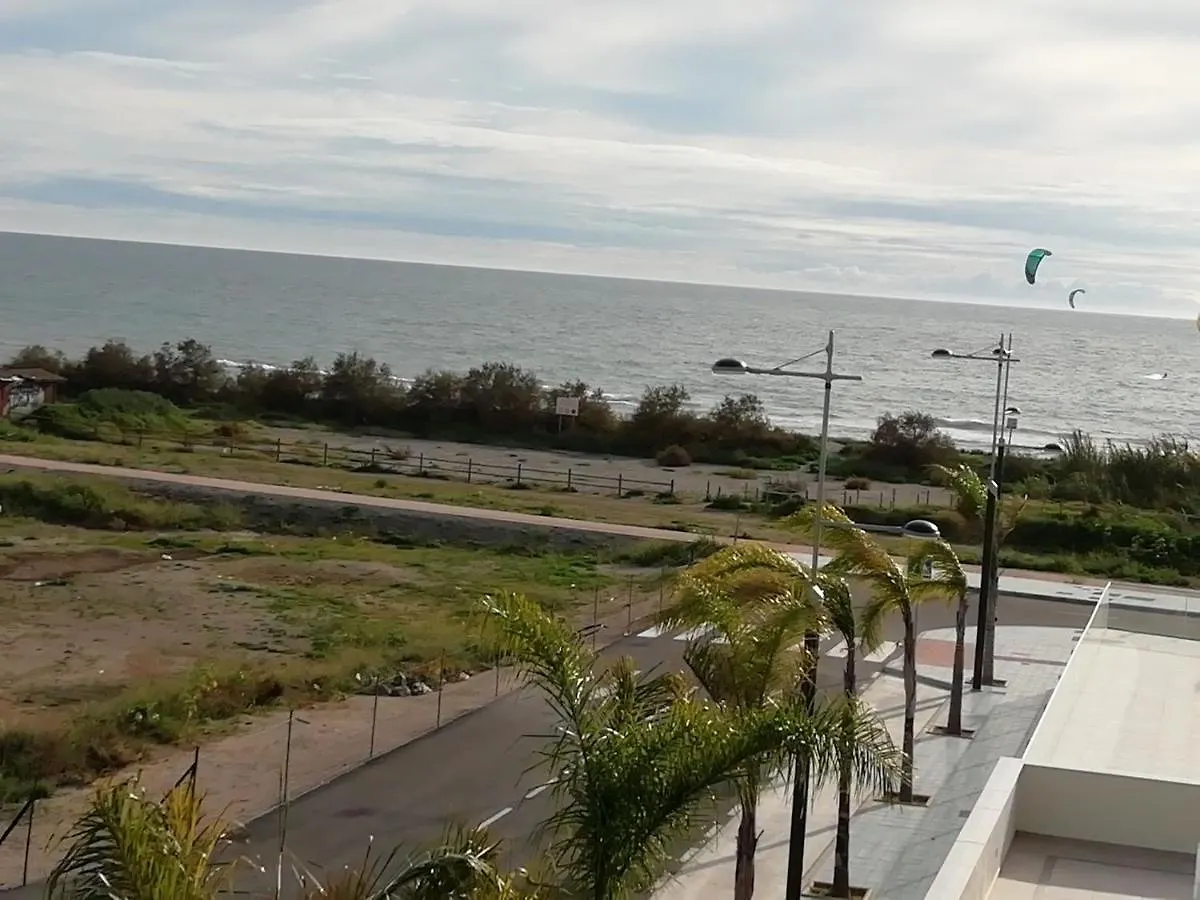 Апартаменты Primera Linea De La Playa En Торрокс-Коста Испания